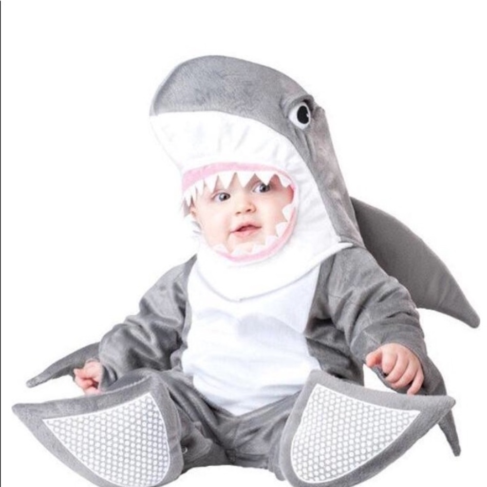Baby Shark Halloween costume